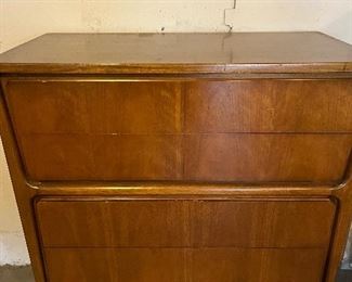 $60 Mid-century dresser  40.5"w x 20"d x 45.5"h.  as found one leg is bent