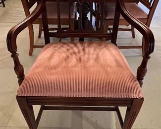 DINING CHAIR