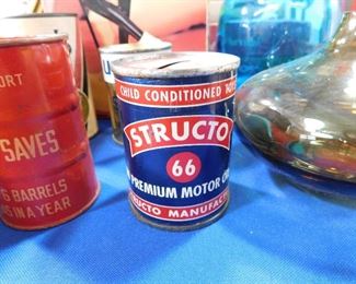 Structo 66 Oil can bank mini