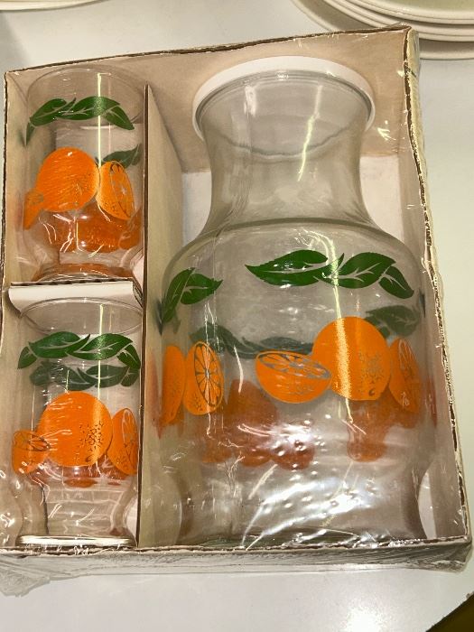 Anchor Hocking 5 Piece Juice Set New Old Stock