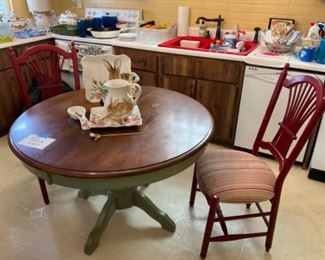NICE WOOD TABLE AND CHAIRS
