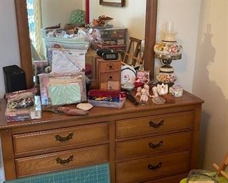 Sewing notions, sewing machines 