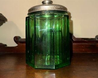 SMALL GREEN CANISTER 