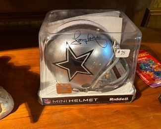 Tony Dorsett autographed mini Riddell helmet in box, verified