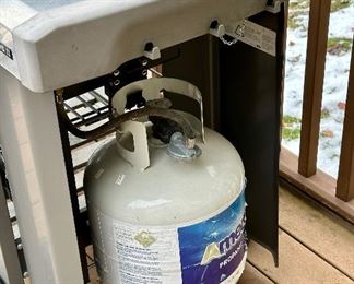 Genesis II E-310 Weber Grill with 3 Burners, Propane in Black and Stainless Steel. Built-In Thermometer.