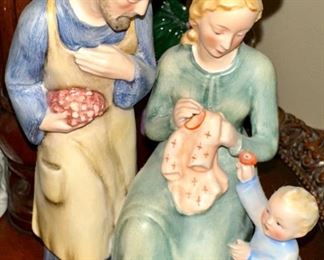 Goebel Hummel Holy Family Figurine 