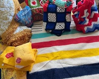 Mid Century Hudson Bay Wool Blanket 4 Point with Label