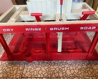 Topper 1968 Johnny's Car Wash