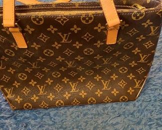 FAKE FAUX AND MORE FAKE..BUT A GOOD FAKE!! Louis Vuitton Brown Tote Bag