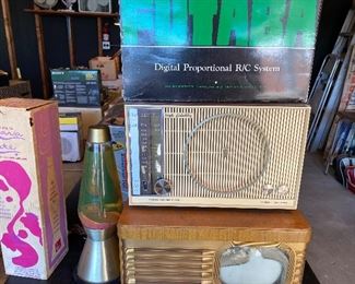 GARAGE!!! Retro Lava Lamps, Vintage Radios