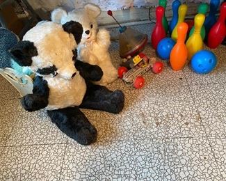 Stuffed Animals .Plastic Bowling Set
