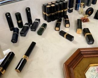 Look at all those Chanel & Christian Dior lipsticks!!!