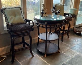 Rattan bistro set : Table w/2 chairs