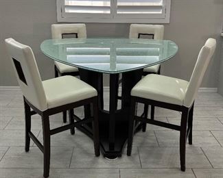 Modern Crackle Glass Dining Table w 4 Stools 