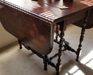 vintage dropleaf gateleg table