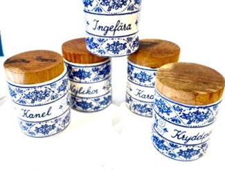 PENDING $50 Set of 5 French Vintage spice canisters no chips 