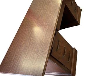 Office desk- image 2