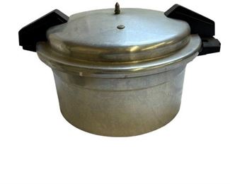 Pressure cooker (Small)