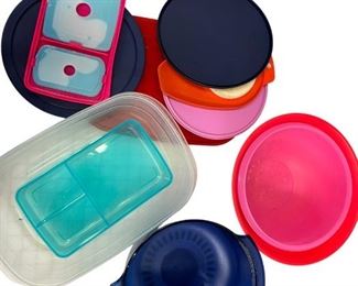 tupperware and lids