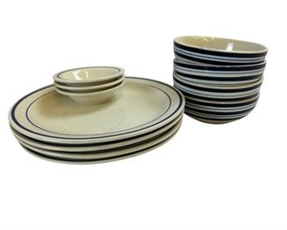 Blue striped dish set