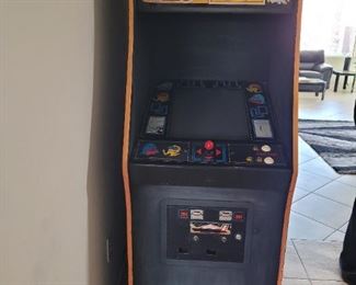 Original Ms Pacman arcade game in great working condition!! $450