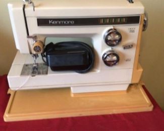 Kenmore Model 158.160 sewing machine machine w/ case