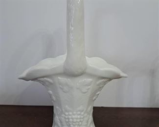 Westmoreland Glass Basket Paneled Grape PG-118