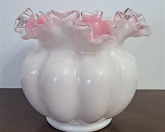 VINTAGE FENTON MILK GLASS PEACH CREST RUFFLED CRYSTAL EDGE VASE 5-1/2" T