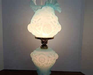 FENTON BLUE SATIN CUSTARD POPPY GWTW LAMP