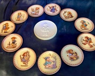 Hummel Collectors' Medals