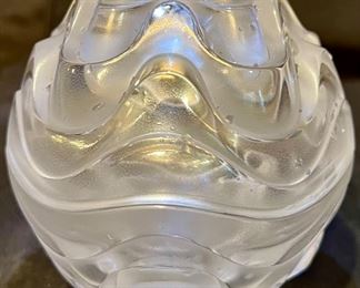 Lalique France Vibration Flower Box