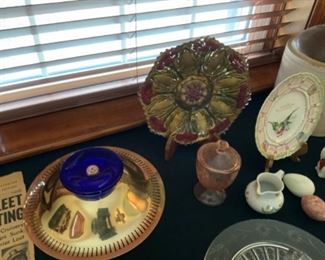VINTAGE GLASS COLLECTIBLES 