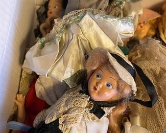 Antique dolls (Storybook, other)
