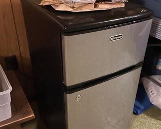 mini fridge with freezer (locking)
