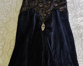 1920's Silk Embroidered Cocktail Dress w/ Rhinestone Double-Brooch