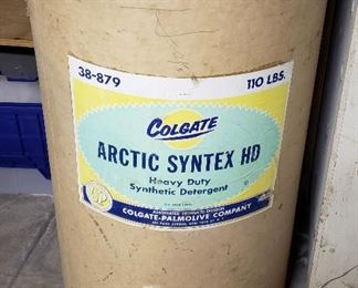 Large Vintage Drum of Colgate Arctic Syntex