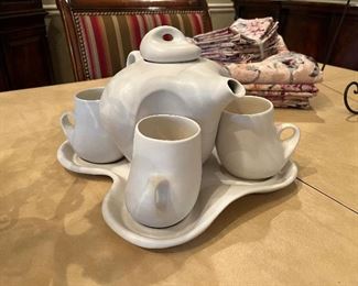 Peter Saenger "Captain Piccard's Tea Set"