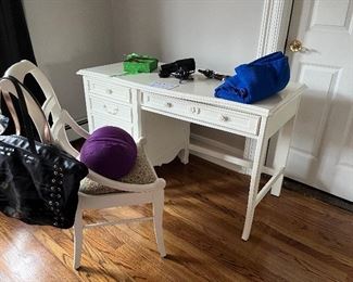 Young America desk/chair