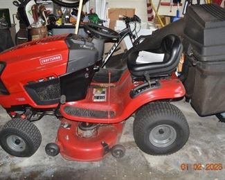 42" Craftsman Riding Mower w/Bags and attachments
