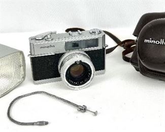 Vintage Minolta Hi-Matic 7 35mm Rangefinder Film Camera, Leather Case, Shutter Release Cable, and Kakonet-B Flash