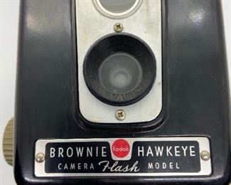 Vintage Hawkeye Bakelite Brownie Camera - Flash Model