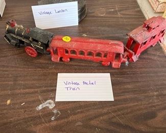 VINTAGE METAL TRAIN