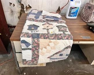 BIRDHOUSE QUILT