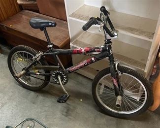 MONGOOSE BIKE