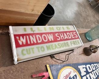 ILLINOIS WINDOW SHADE LIGHT