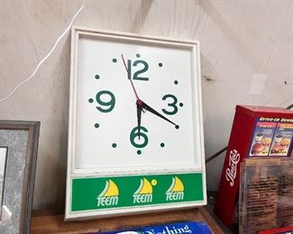 TEEM CLOCK