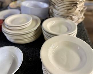 Example of commercial restaurant dinnerware available.