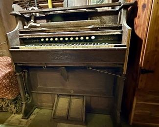 Organ in need of TLC.  Accepting bids during sale.  If unsold, will sell to highest bidder at end of sale.