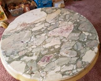 Marble table in very good condition