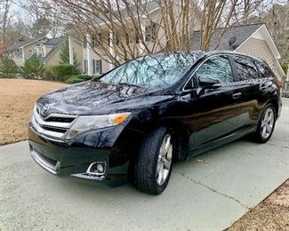 2013 Toyota Venza XLE
196,000 miles 
Minimum bid $7,800 
SEE DESCRIPTION FOR BIDDING INSTRUCTIONS. 